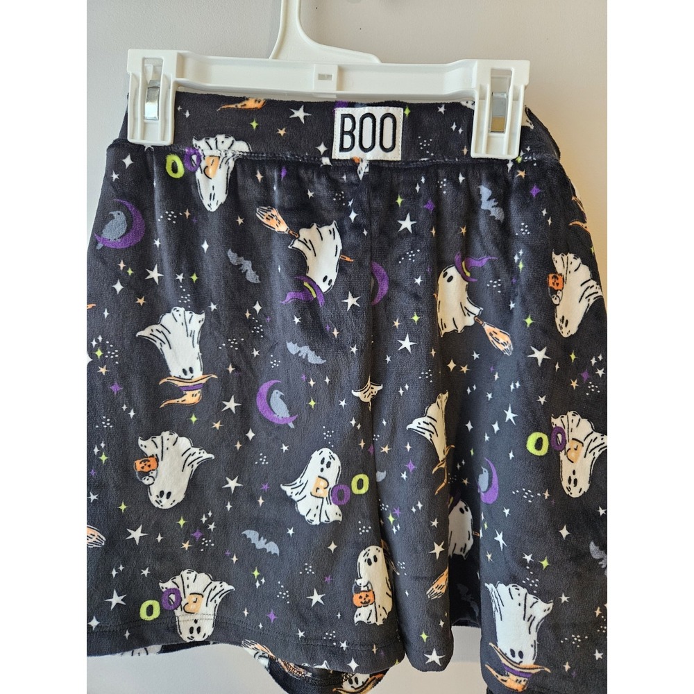 Celebrate! Halloween Women's Sleep Shorts 2X (18W–20W) – Ghost Print, Black. - Picture 2 of 4